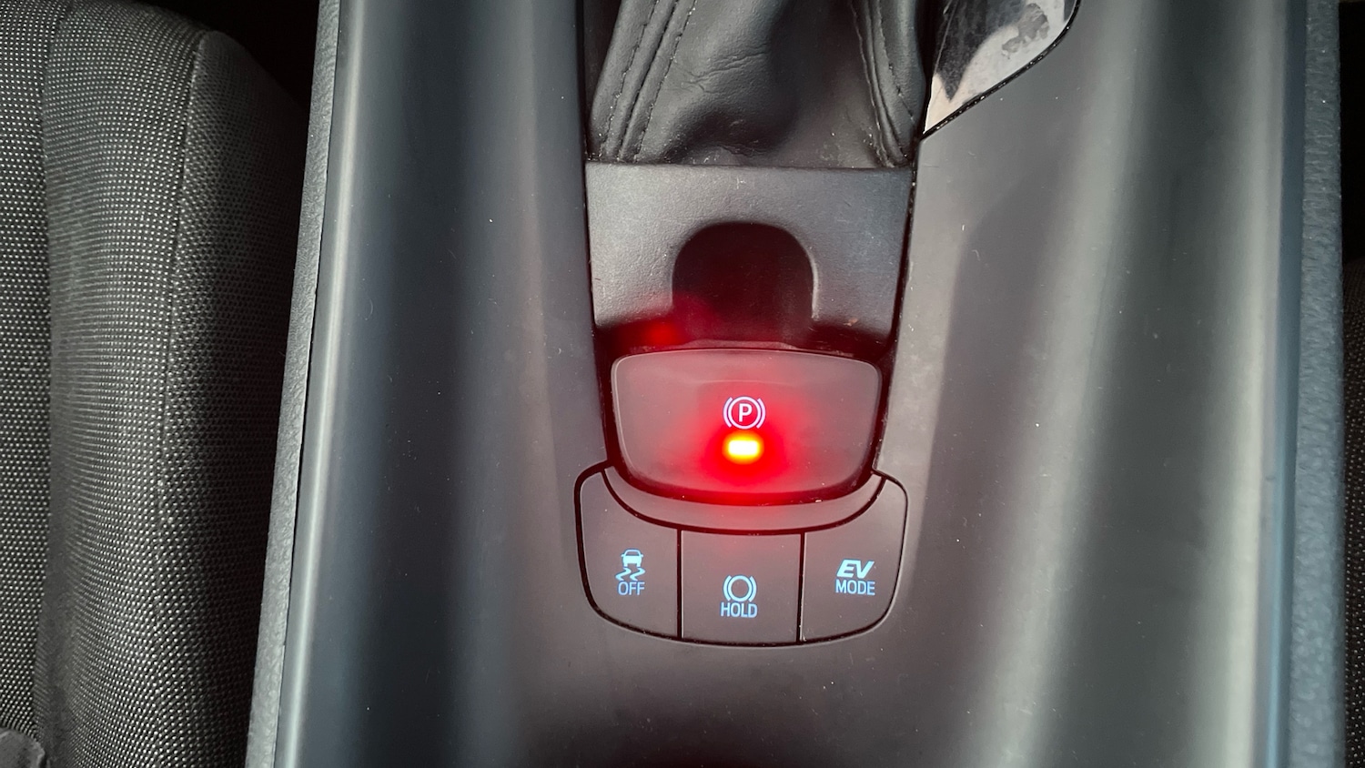 Used Toyota C-HR 2022 for sale - 76352429: Photo 34