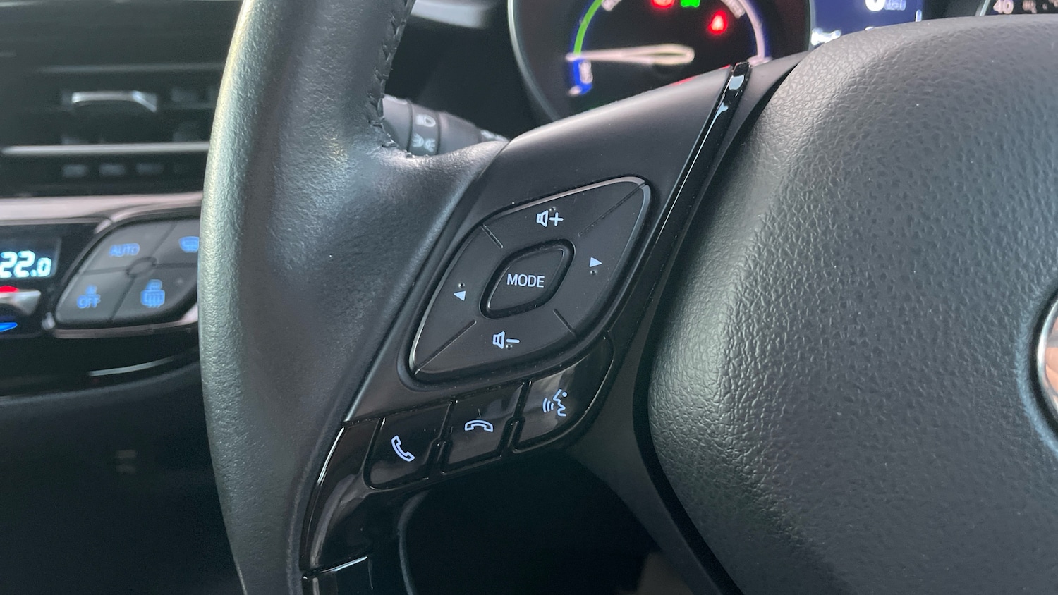 Used Toyota C-HR 2022 for sale - 76352429: Photo 35
