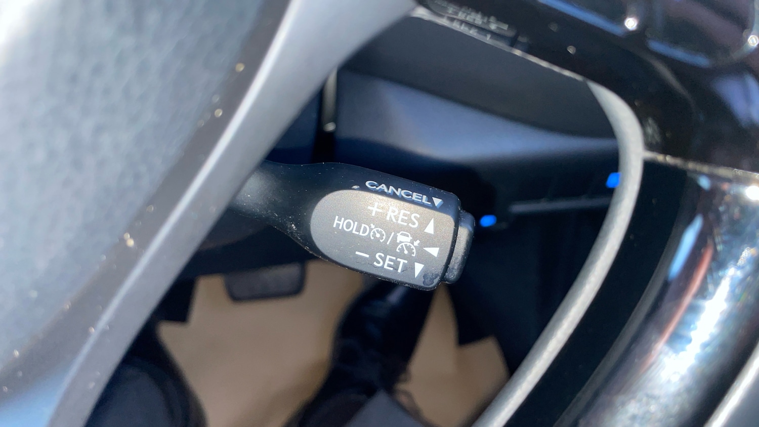 Used Toyota C-HR 2022 for sale - 76352429: Photo 37