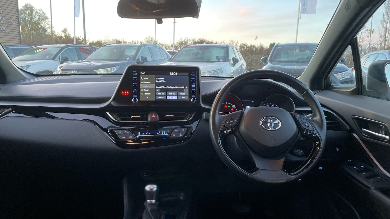 Used Toyota C-HR 2022 for sale - 76352429: Photo 5