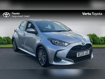 Used Toyota Yaris 2023 for sale - 79771403: Photo