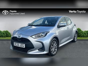 Used Toyota Yaris 2023 for sale - 79771403: Photo