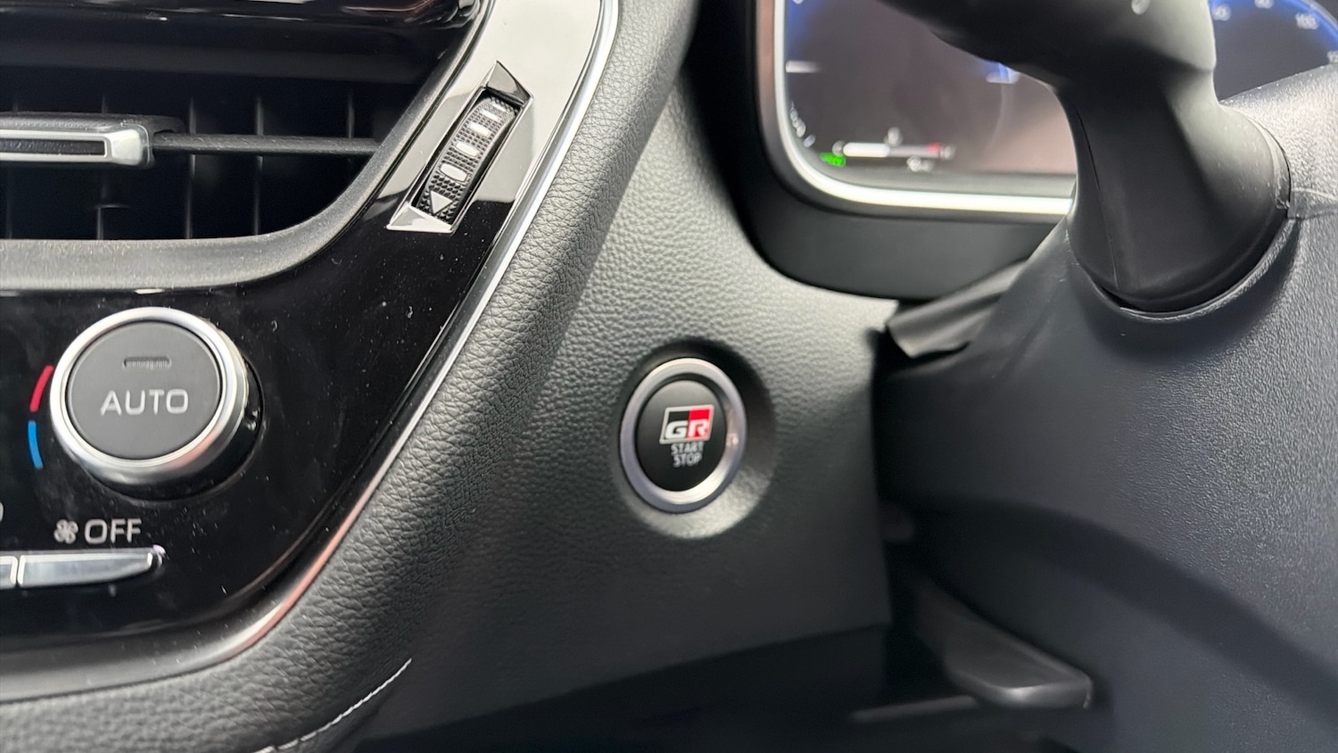 Used Toyota Corolla 2025 for sale - 77136855: Photo 28