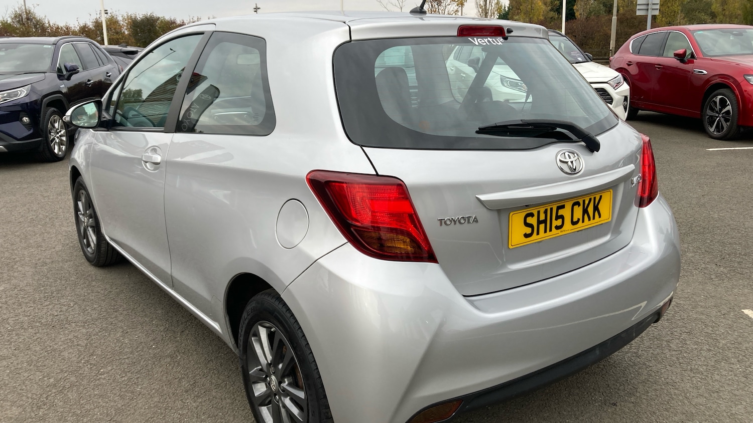 Used Toyota Yaris 2015 for sale - 76290495: Photo 32