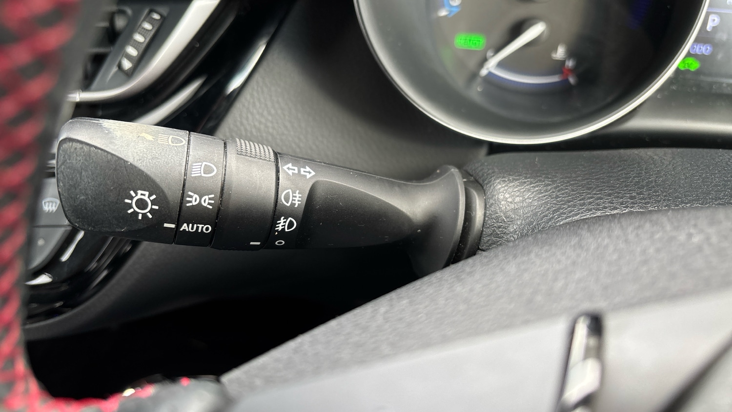 Used Toyota C-HR 2022 for sale - 77381444: Photo 34