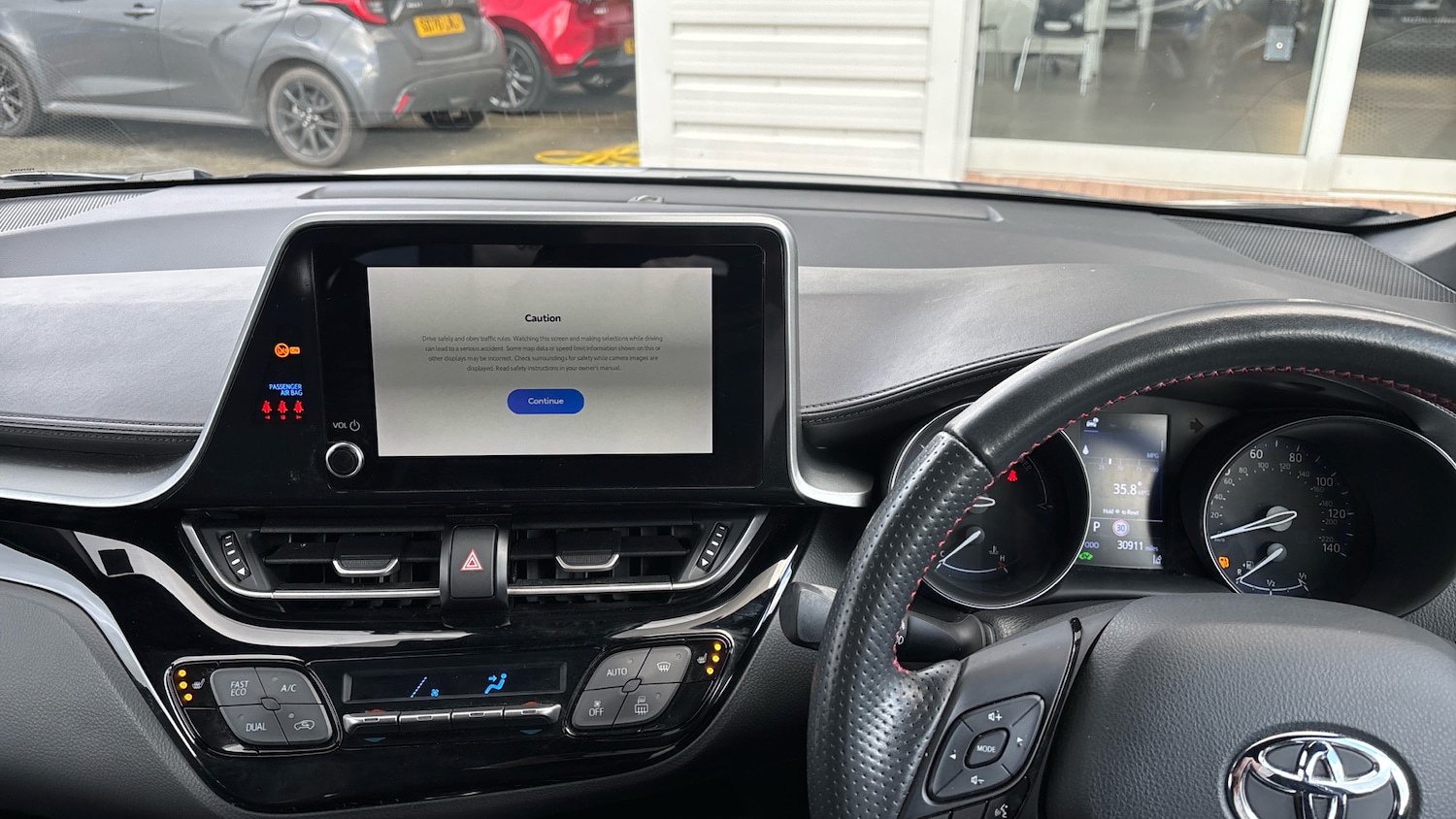 Used Toyota C-HR 2022 for sale - 77381444: Photo 5