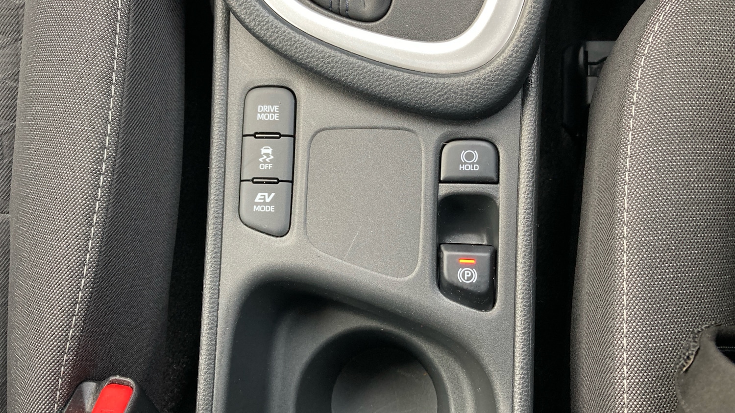 Used Toyota Yaris 2022 for sale - 77103994: Photo 35