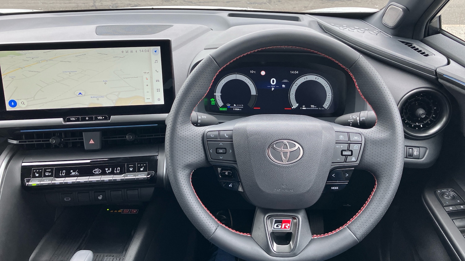 Used Toyota C-HR 2024 for sale - 76984628: Photo 5