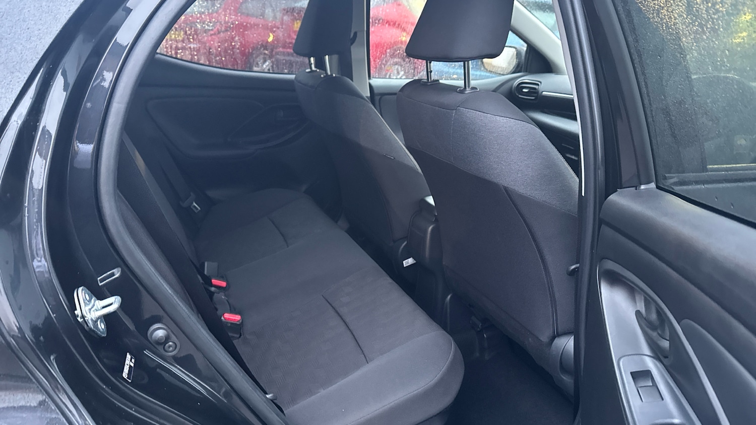 Used Toyota Yaris 2024 for sale - 77151061: Photo 12