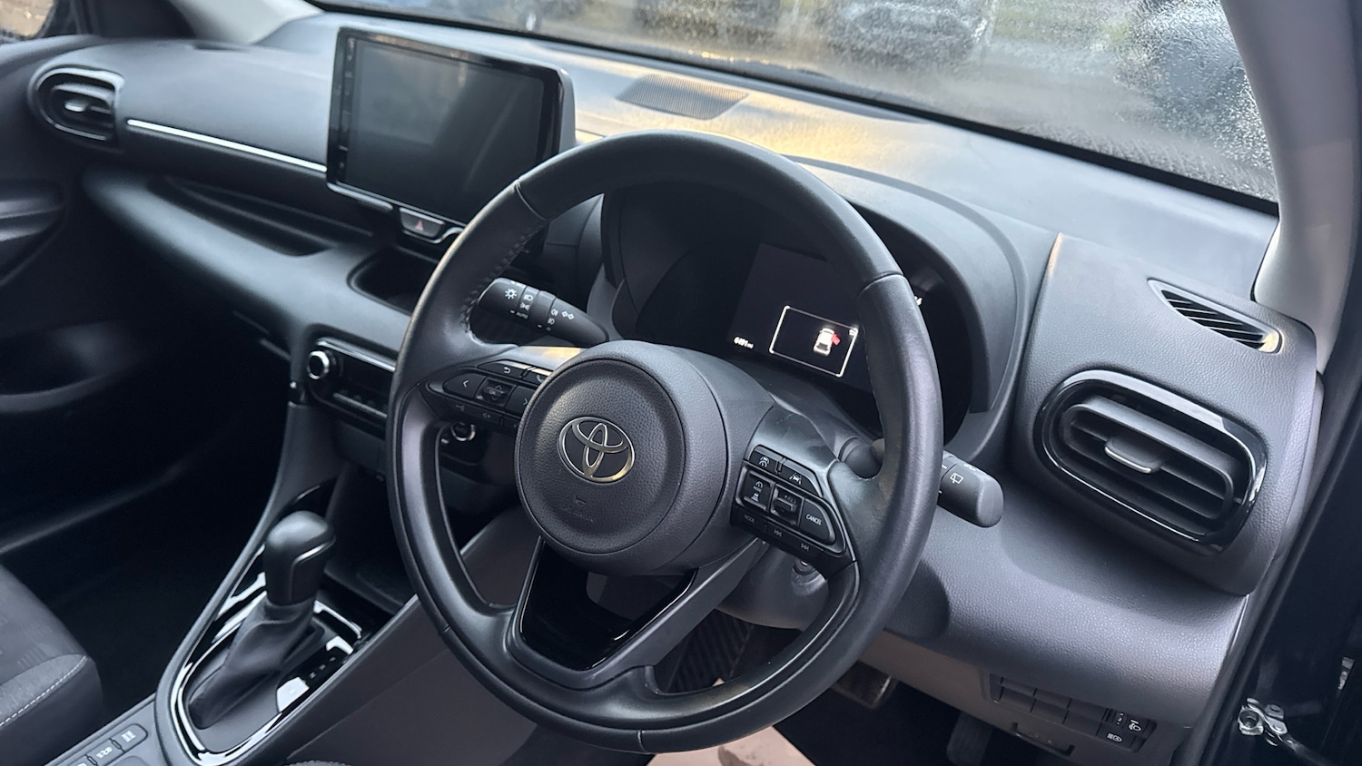 Used Toyota Yaris 2024 for sale - 77151061: Photo 6