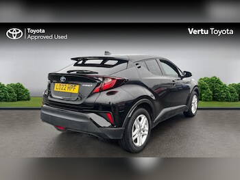 Used Toyota C-HR 2022 for sale - 77759162: Photo