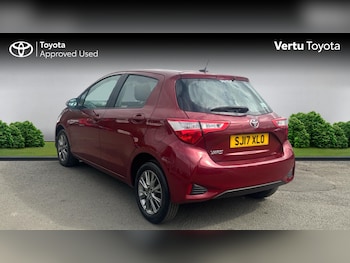 Used Toyota Yaris 2017 for sale - 79477992: Photo