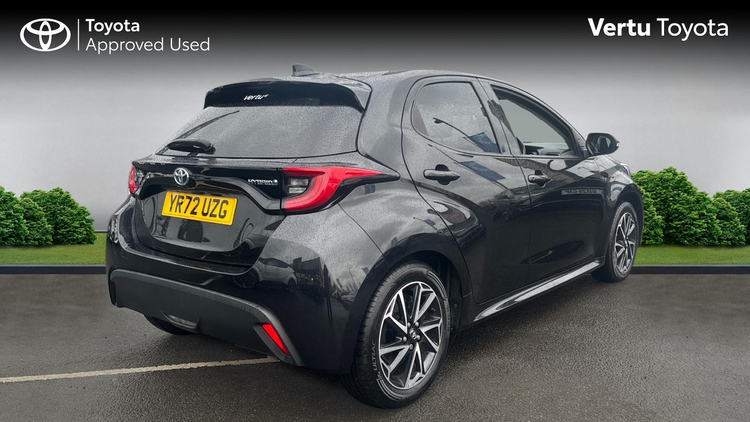 Used Toyota Yaris 2023 for sale - 77639115: Photo 2