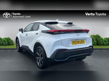 Used Toyota C-HR 2024 for sale - 78011526: Photo