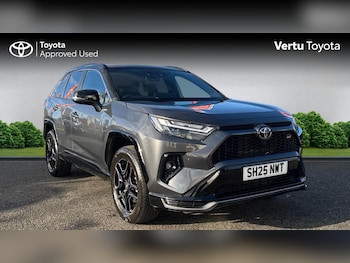 2025 (25) - 2.5 PHEV GR Sport 5dr CVT Estate