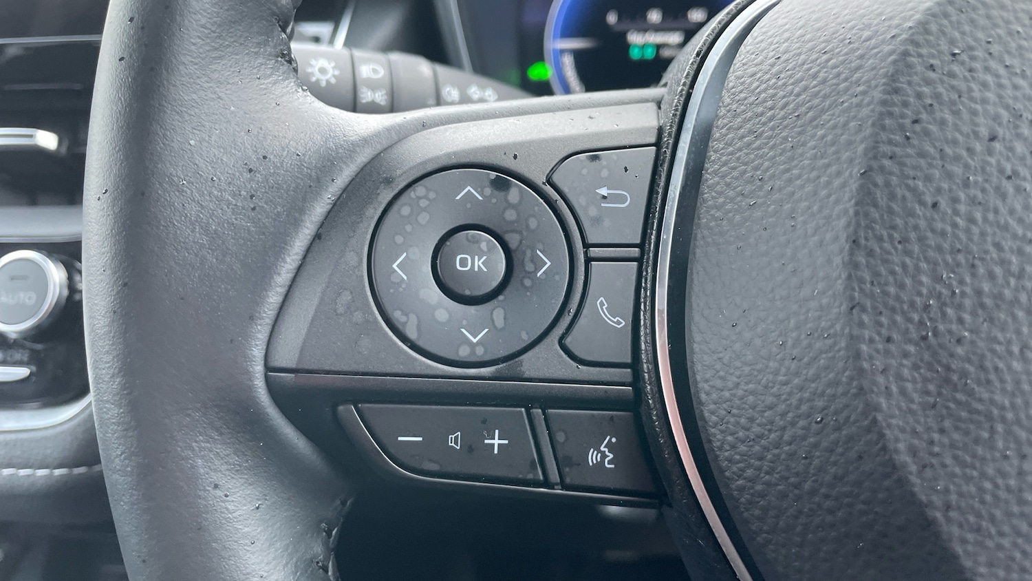 Used Toyota Corolla 2023 for sale - 76696920: Photo 38