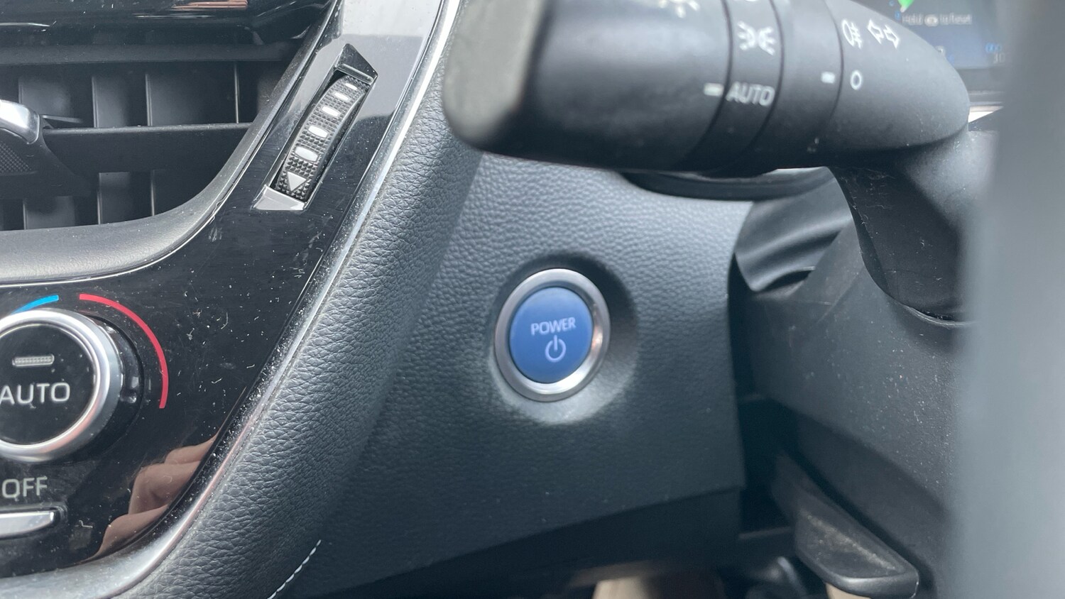 Used Toyota Corolla 2020 for sale - 77034250: Photo 33