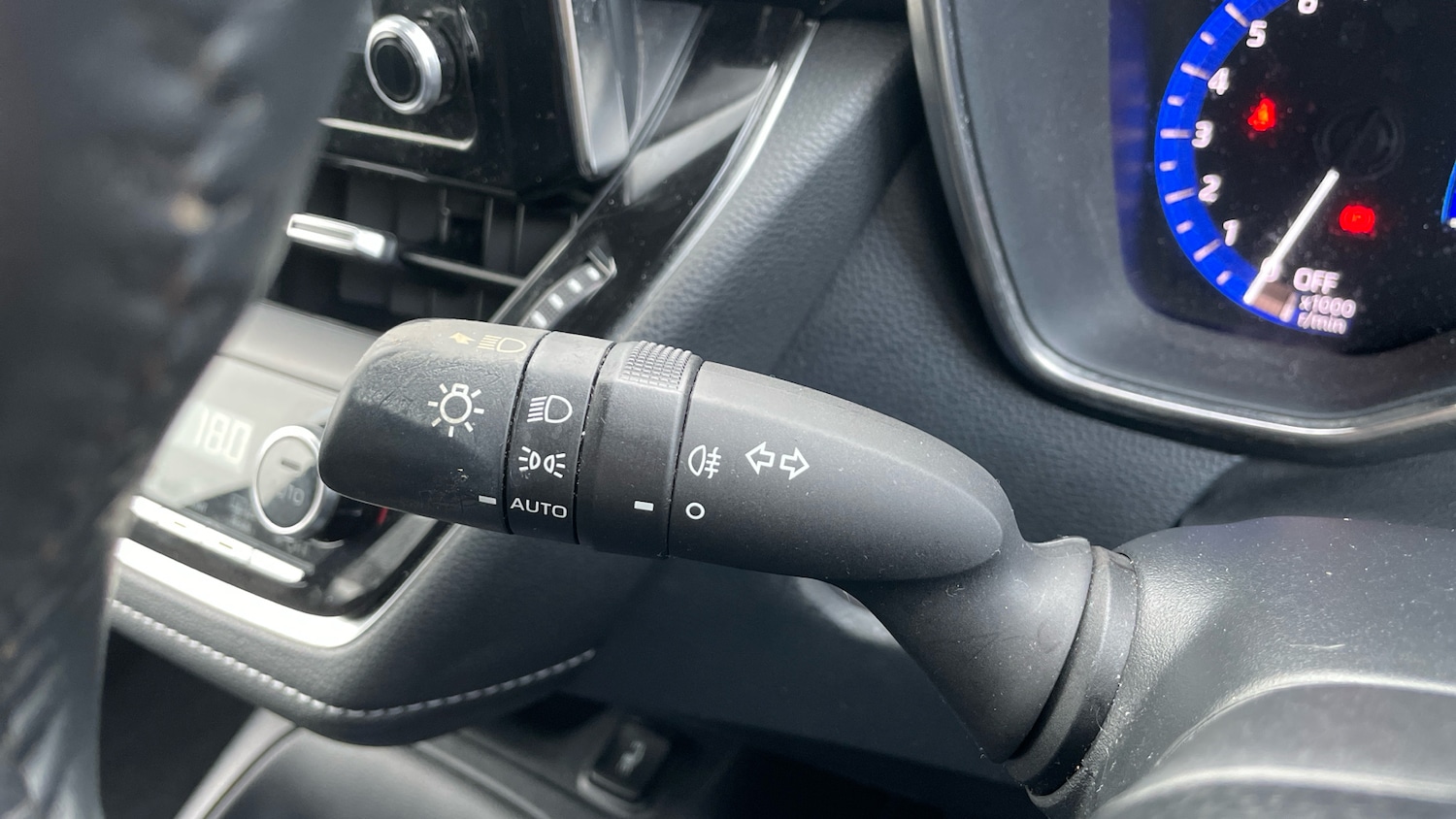 Used Toyota Corolla 2020 for sale - 77034250: Photo 40