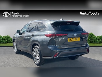Used Toyota Highlander 2021 for sale - 75496989: Photo