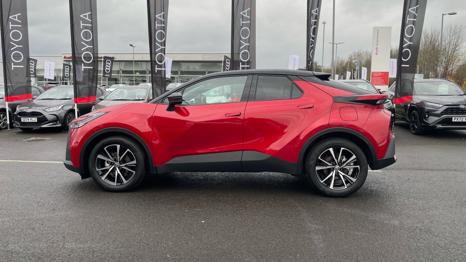 Used Toyota C-HR 2025 for sale - 76796771: Photo 17