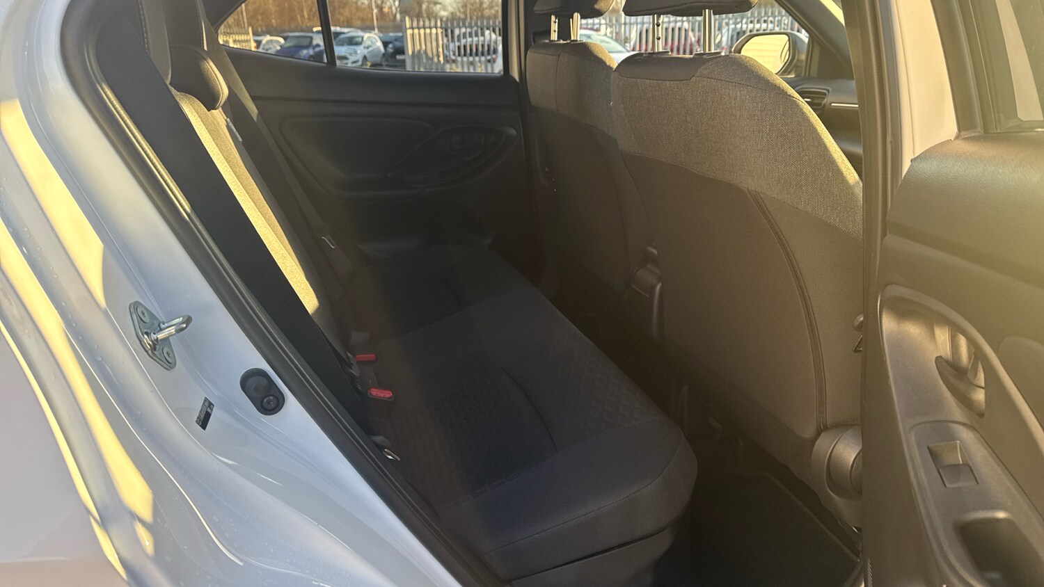 Used Toyota Yaris Cross 2024 for sale - 77404495: Photo 12