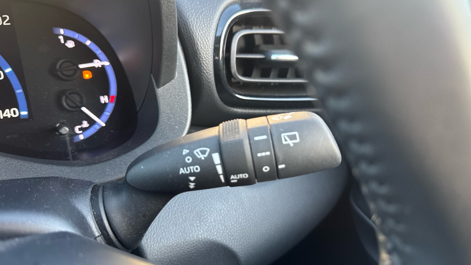 Used Toyota Yaris Cross 2024 for sale - 77404495: Photo 38