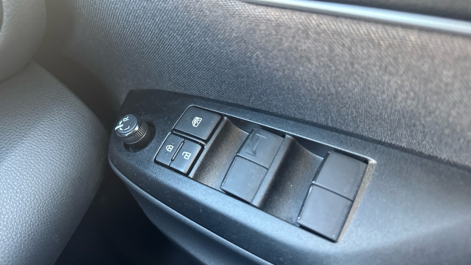 Used Toyota Yaris Cross 2024 for sale - 77404495: Photo 41