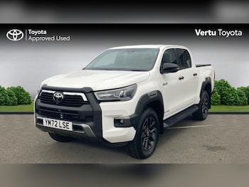 Used Toyota Hilux 2023 for sale - 79614823: Photo