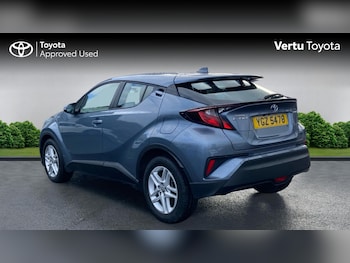 Used Toyota C-HR 2023 for sale - 77555222: Photo
