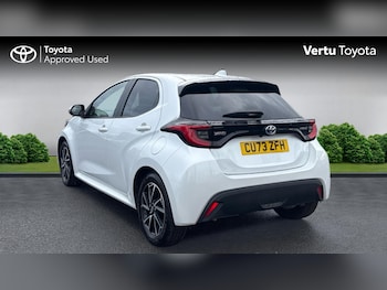 Used Toyota Yaris 2024 for sale - 78144194: Photo