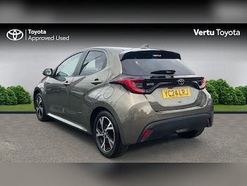 Used Toyota Yaris 2024 for sale - 79366629: Photo