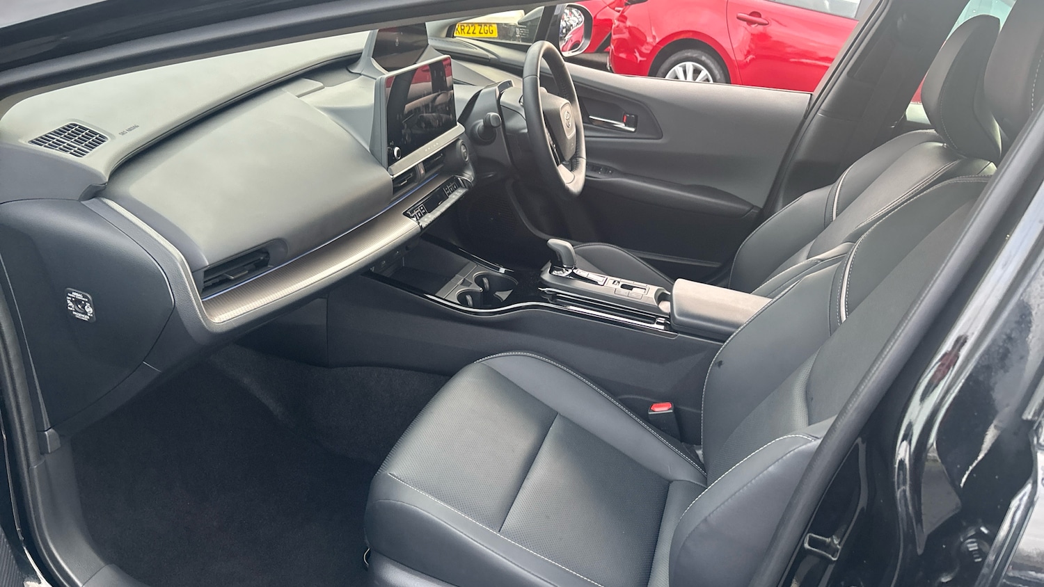 Used Toyota Prius 2024 for sale - 77124981: Photo 10