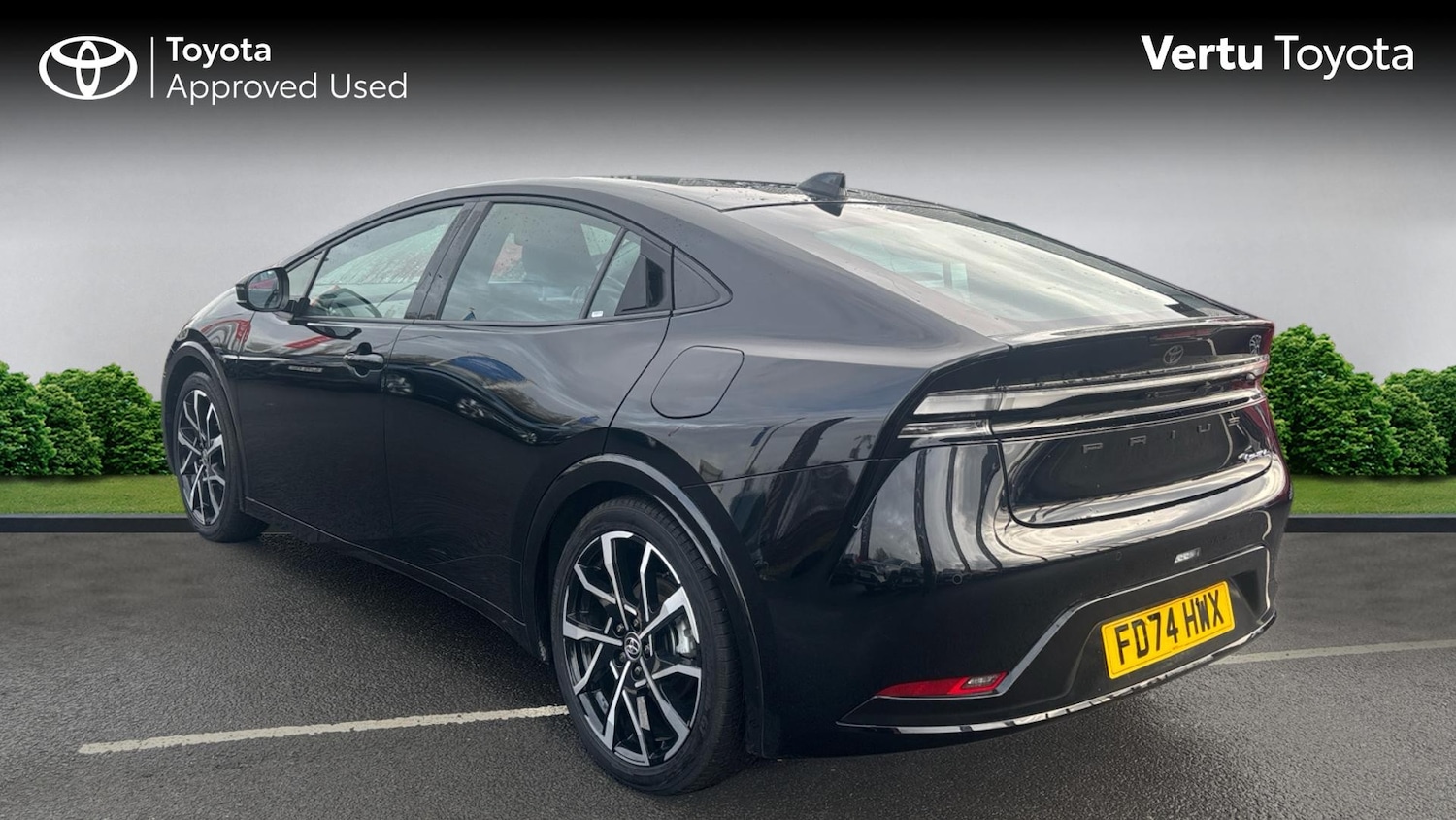 Used Toyota Prius 2024 for sale - 77124981: Photo 4