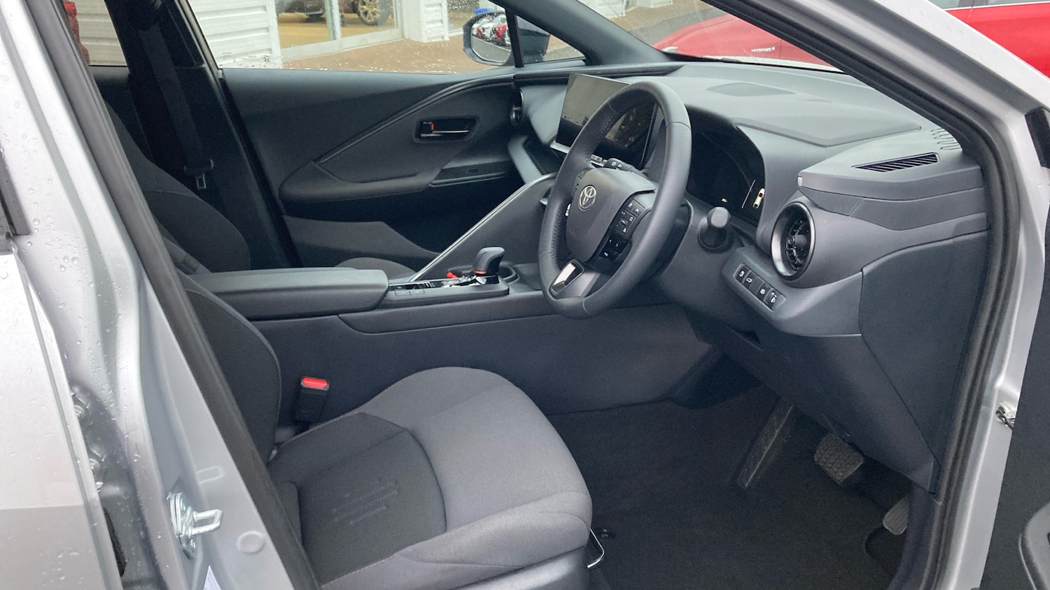 Used Toyota C-HR 2024 for sale - 77124982: Photo 11