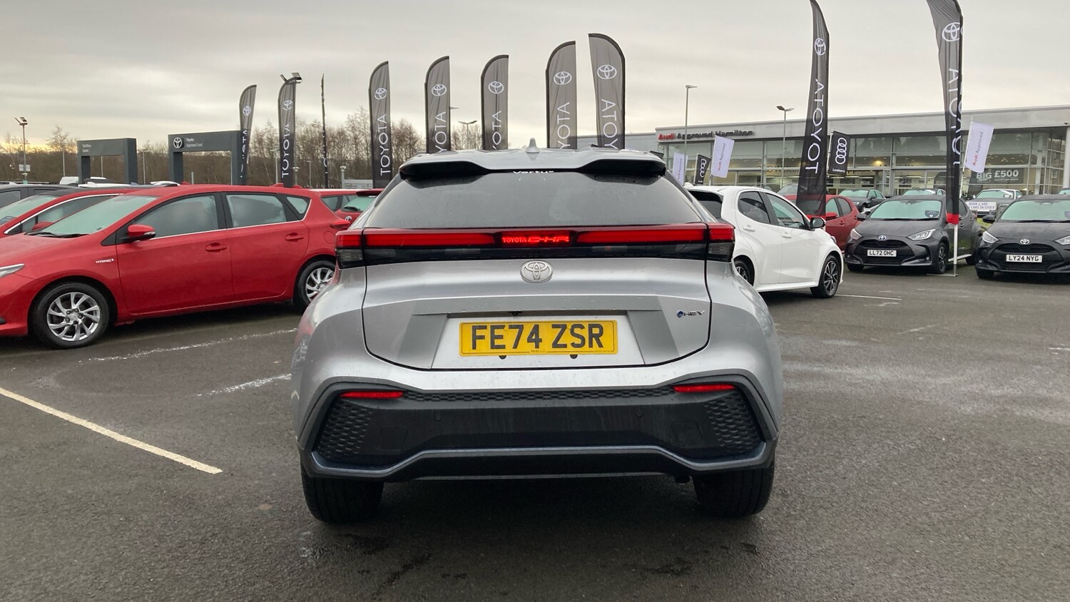 Used Toyota C-HR 2024 for sale - 77124982: Photo 19