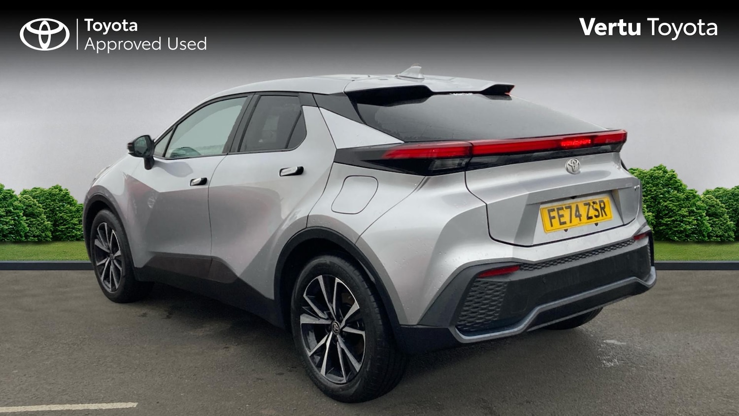 Used Toyota C-HR 2024 for sale - 77124982: Photo 4