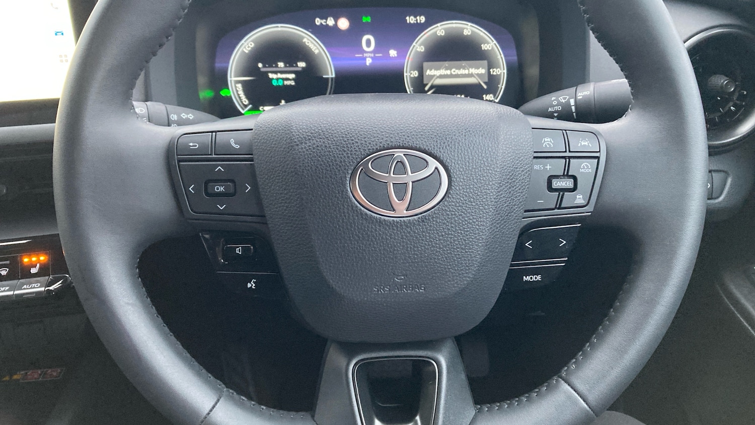 Used Toyota C-HR 2024 for sale - 77124982: Photo 41