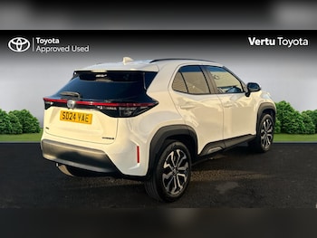 Used Toyota Yaris Cross 2024 for sale - 77045580: Photo