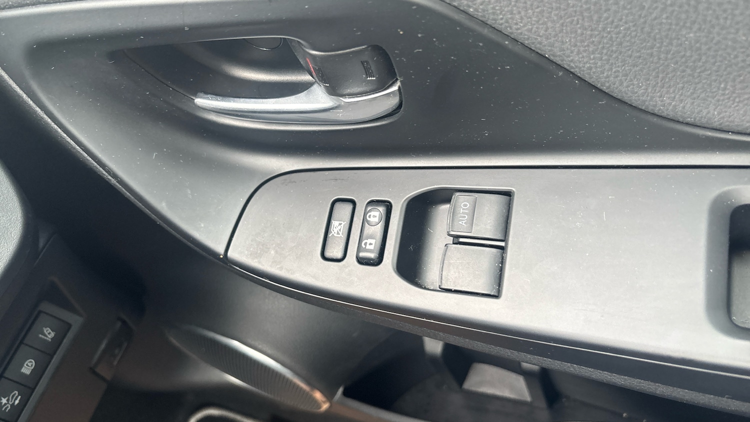 Used Toyota Yaris 2020 for sale - 76144568: Photo 21