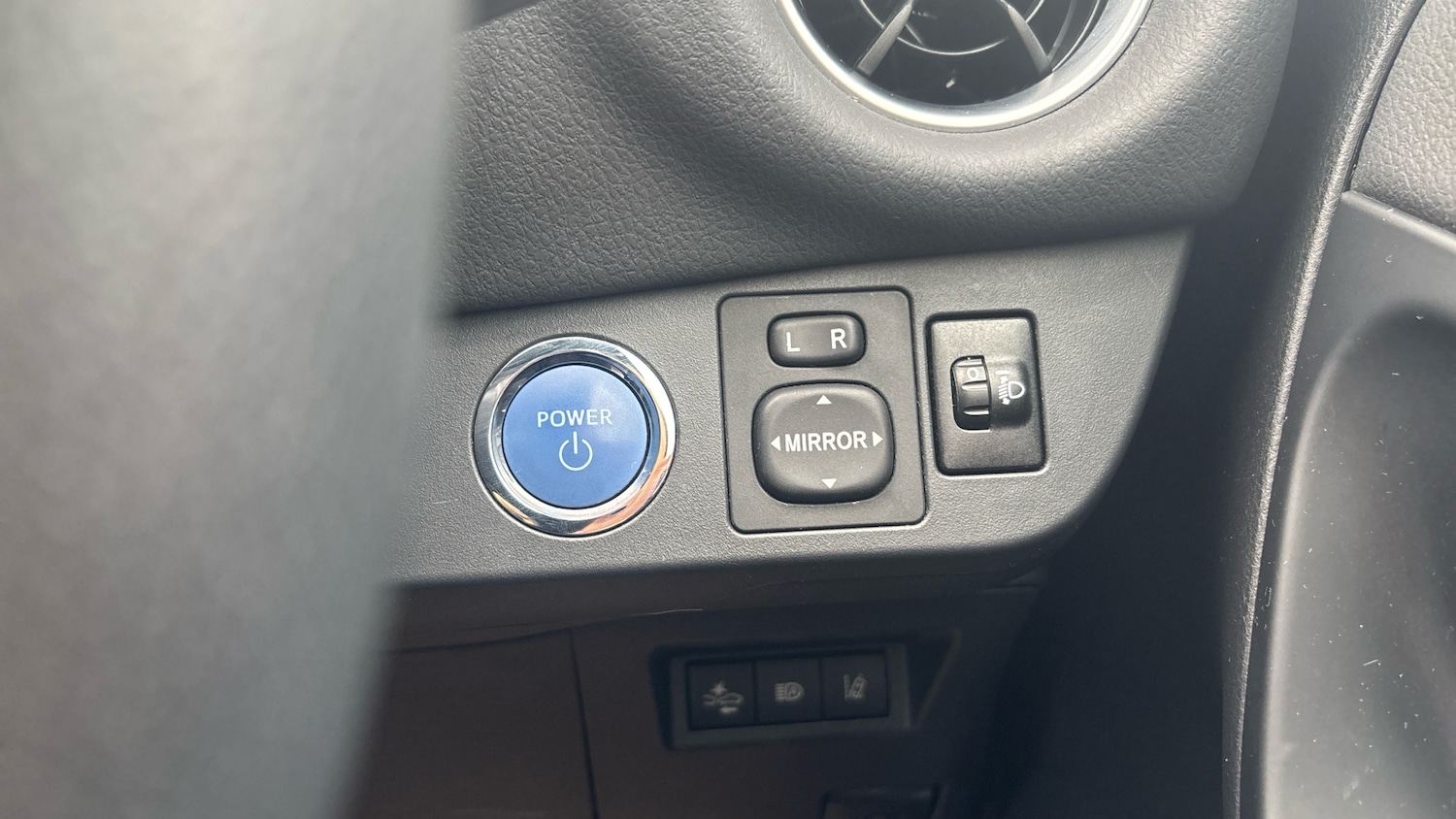 Used Toyota Yaris 2020 for sale - 76144568: Photo 22