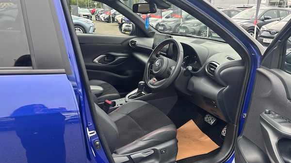 Used Toyota Yaris Cross 2023 for sale - 76231551: Photo 11