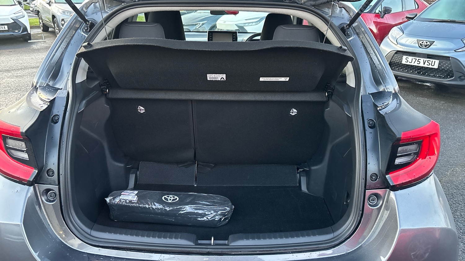 Used Toyota Yaris 2022 for sale - 76830555: Photo 14