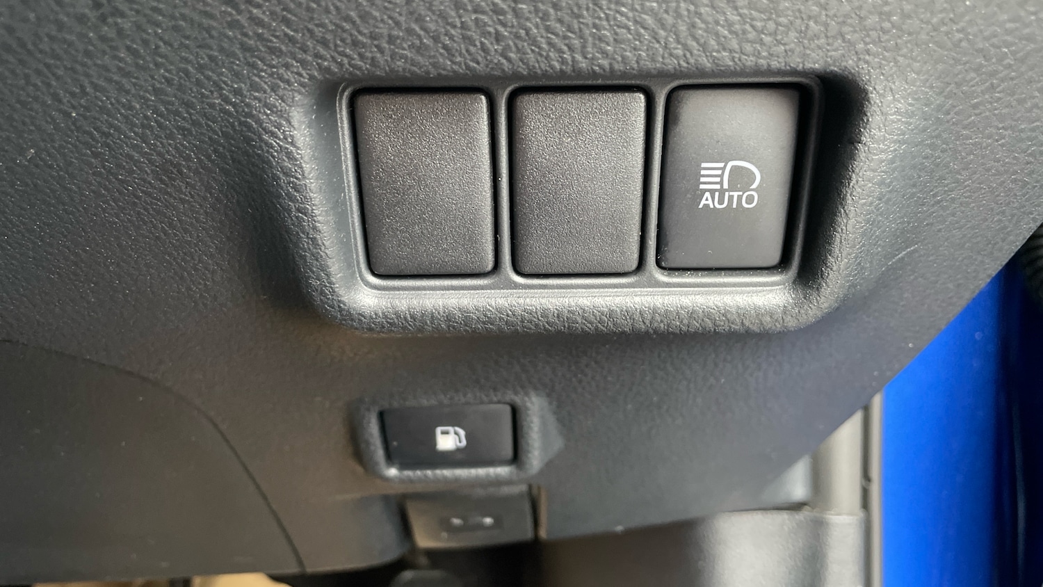 Used Toyota C-HR 2022 for sale - 76366900: Photo 42