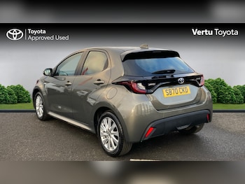 Used Toyota Yaris 2021 for sale - 77220714: Photo