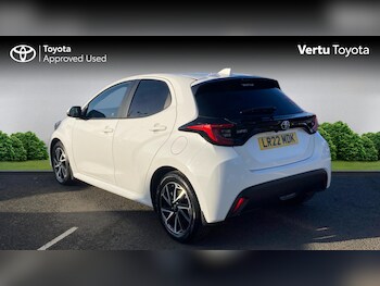 Used Toyota Yaris 2022 for sale - 76366222: Photo