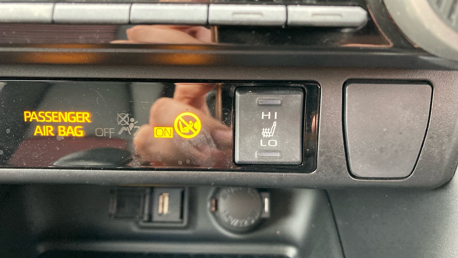 Used Toyota RAV4 2022 for sale - 78078771: Photo 30