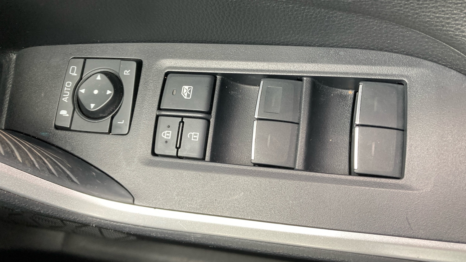 Used Toyota RAV4 2022 for sale - 78078771: Photo 35