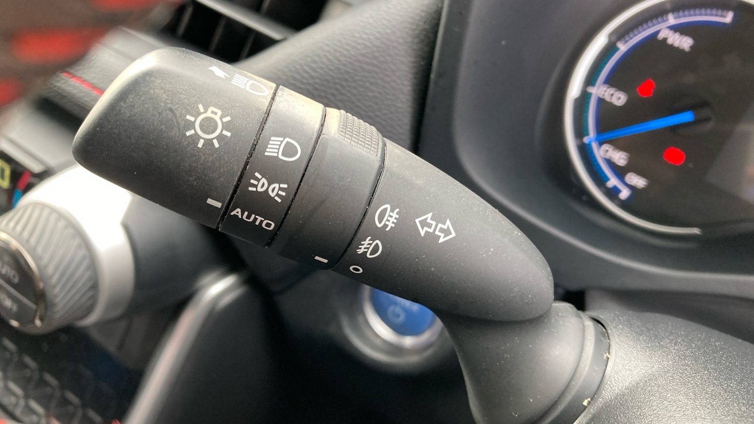 Used Toyota RAV4 2022 for sale - 78078771: Photo 40