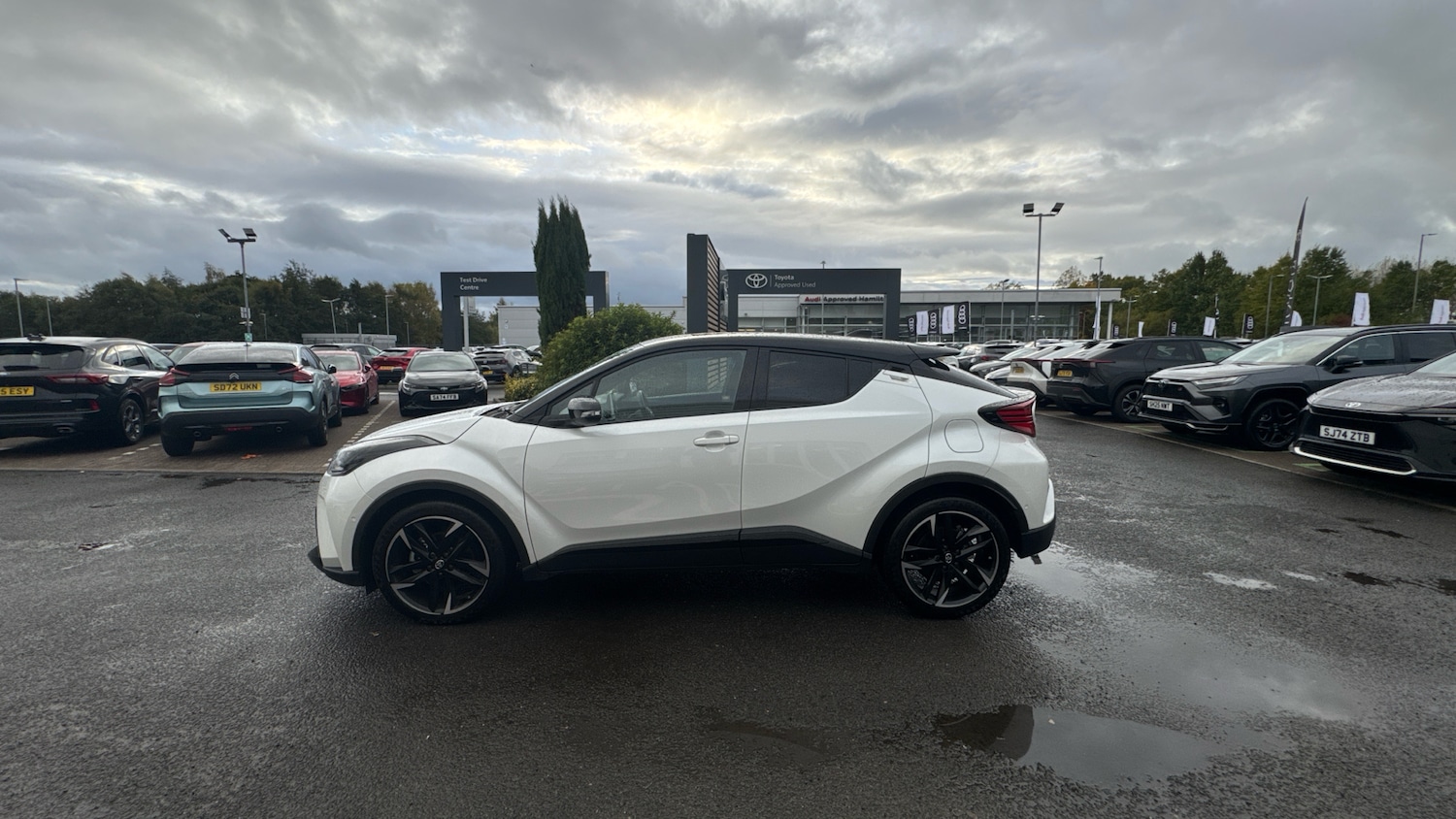 Used Toyota C-HR 2022 for sale - 76289103: Photo 17