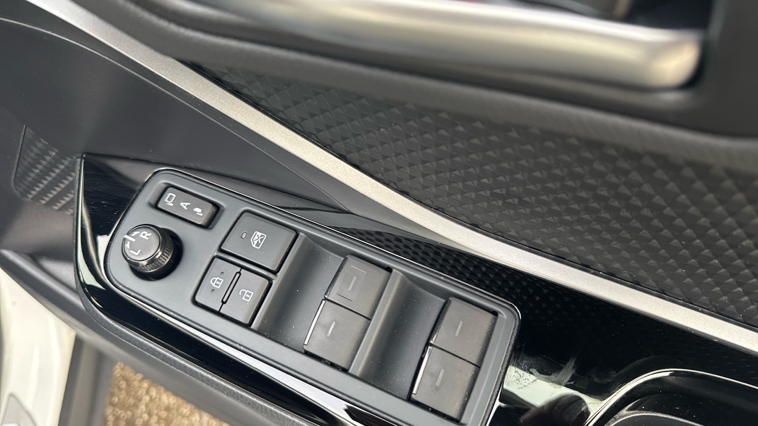 Used Toyota C-HR 2022 for sale - 76289103: Photo 29